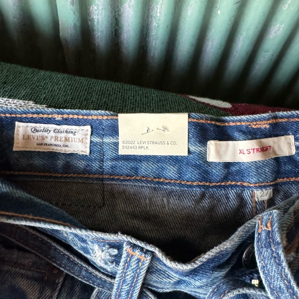 NWT Levi’s XL Straight Baggy Women’s Jeans - Picture 3 of 6